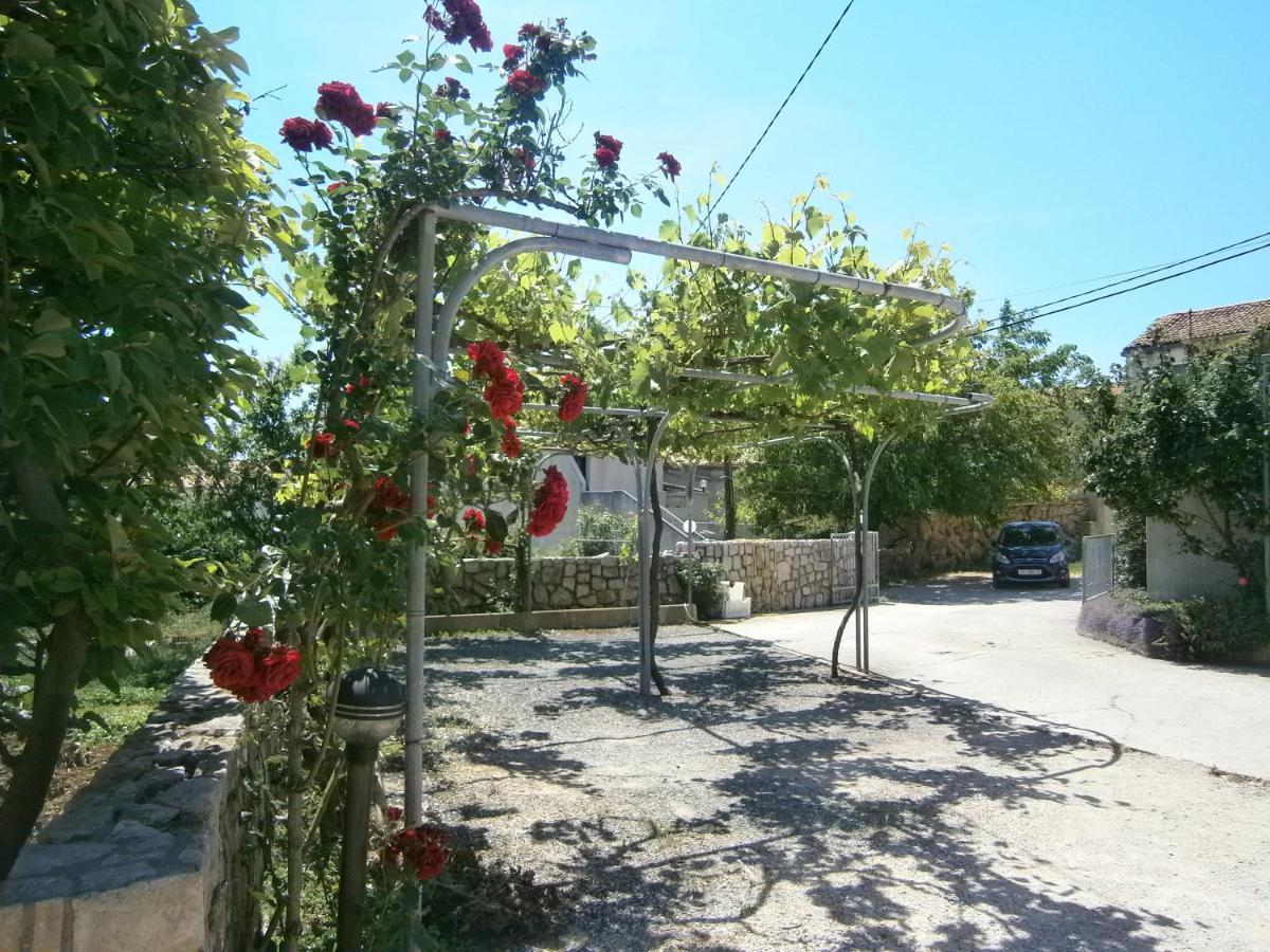 Apartment Rose Krk Town Dış mekan fotoğraf
