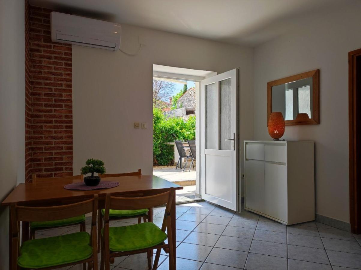 Apartment Rose Krk Town Dış mekan fotoğraf