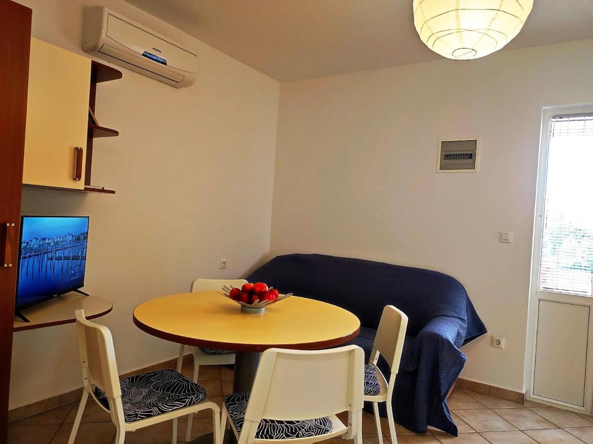 Apartment Rose Krk Town Dış mekan fotoğraf