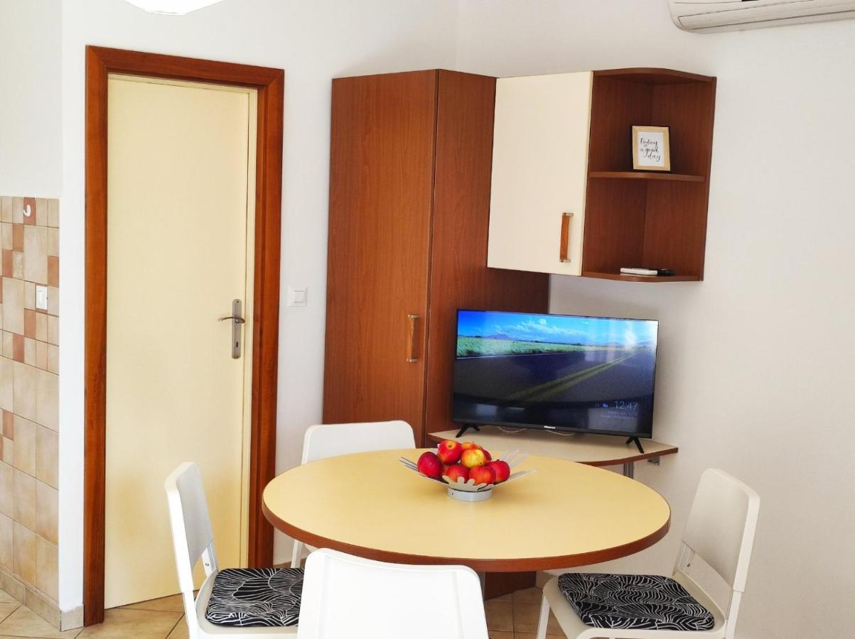 Apartment Rose Krk Town Dış mekan fotoğraf